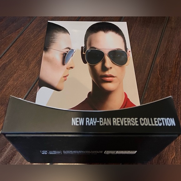 Ray-Ban “REVERSE COLLECTION” L-Shape Retail Counter Display Stand-Mint Condition - Picture 3 of 16